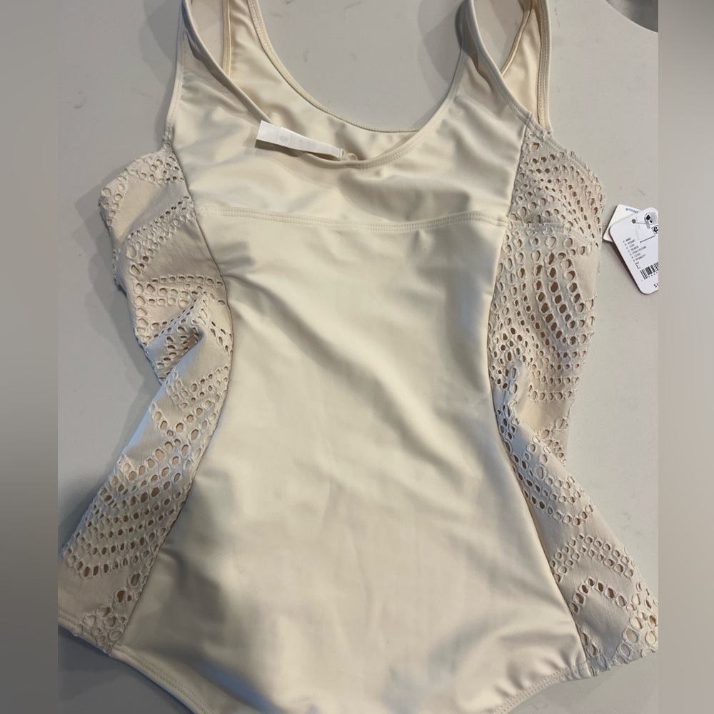 Seea Lilia One-Piece Surf Suit size L - Picture 3 of 3